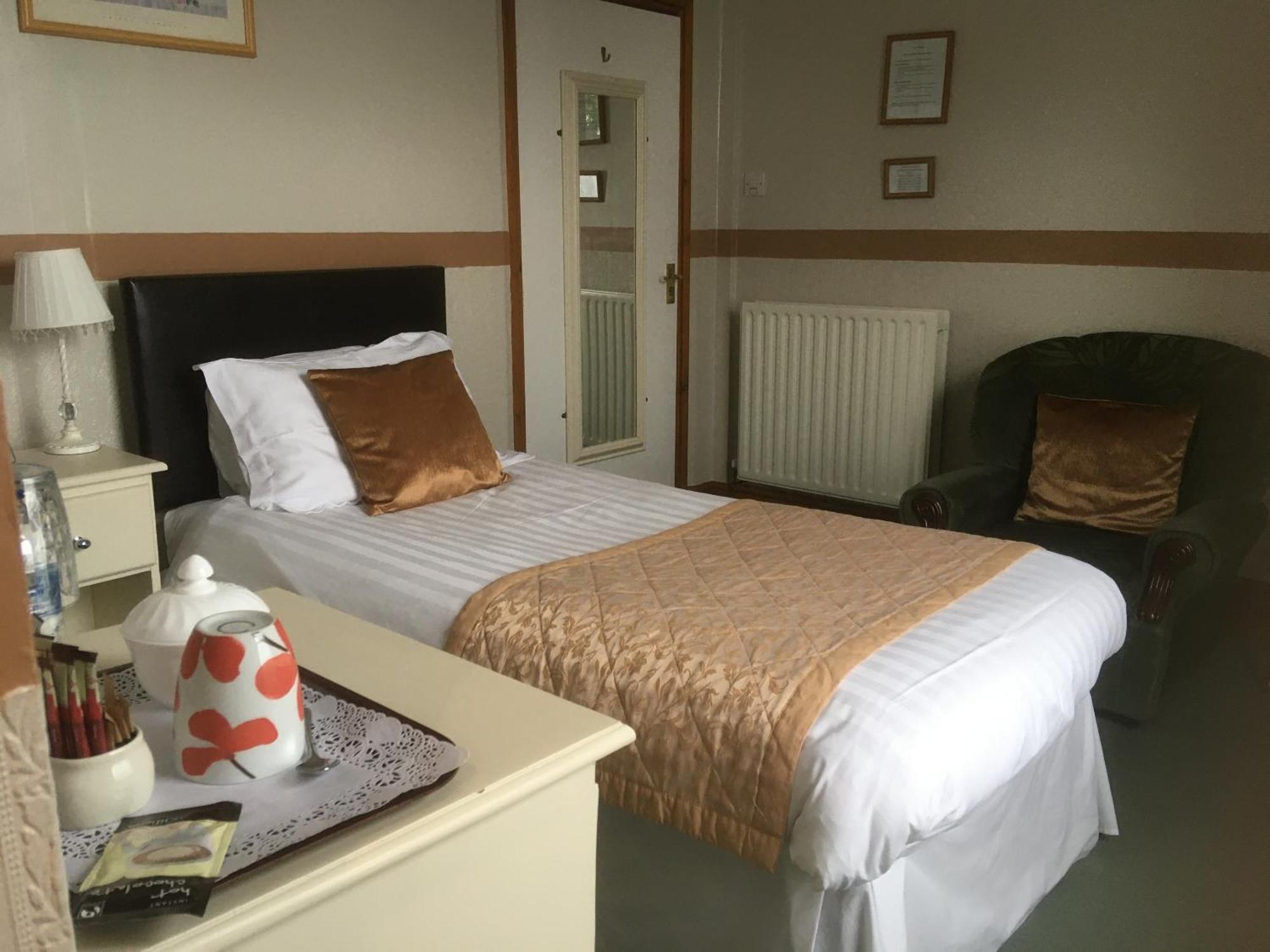 Grove House Guest House Telford Kültér fotó